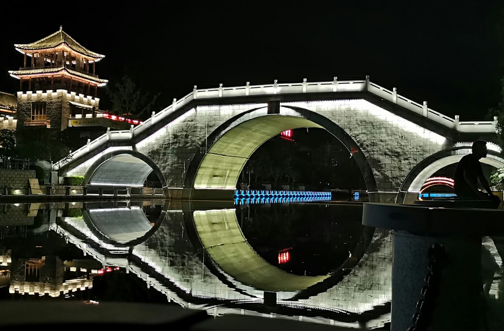 Bridge lighting with LED RGB wall washer light